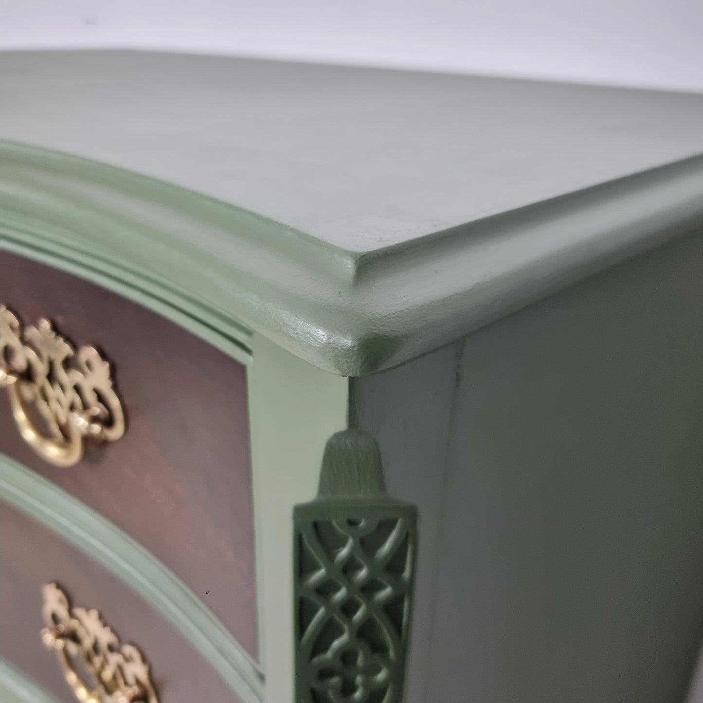 Serpentine Chest of Drawers in Green with Mahogany Drawer Fronts